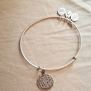 Vintage alex and ani "path of life" bracelet